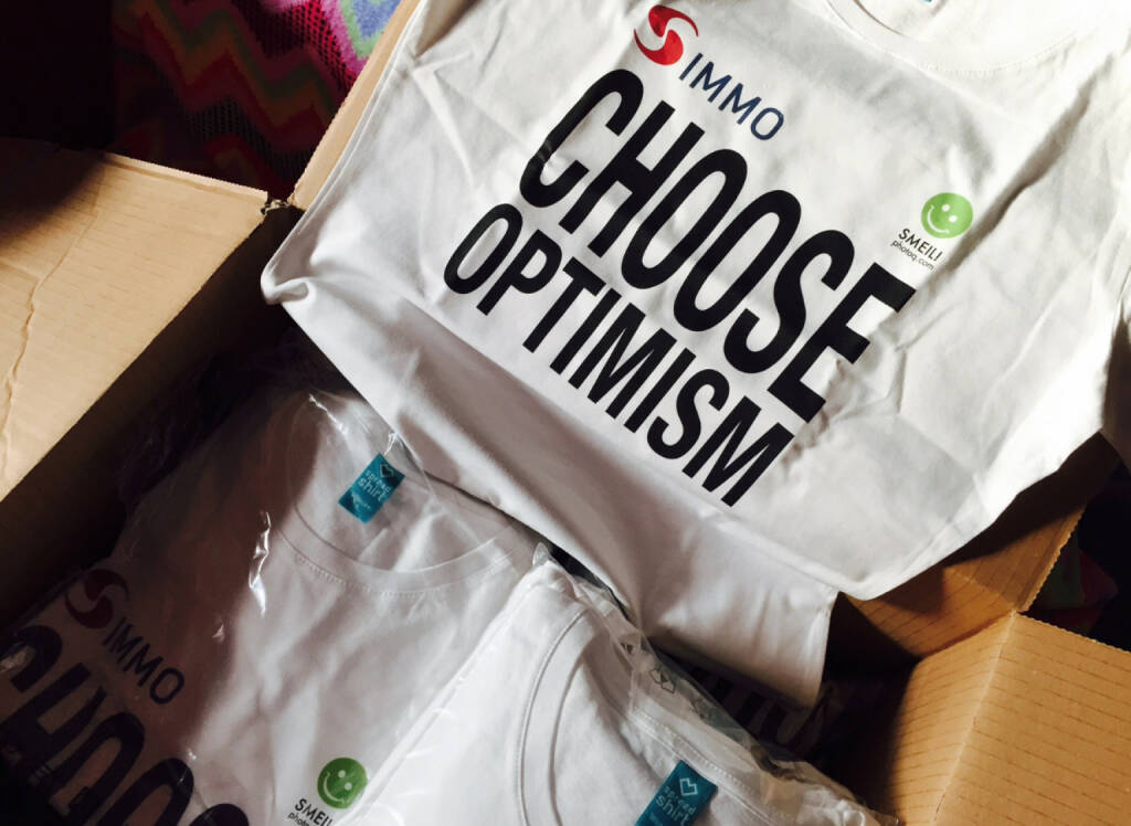 Die neuen Choose Optimism Shirts sind da, mit S Immo und Smeil / photaq.com (05.02.2015) 