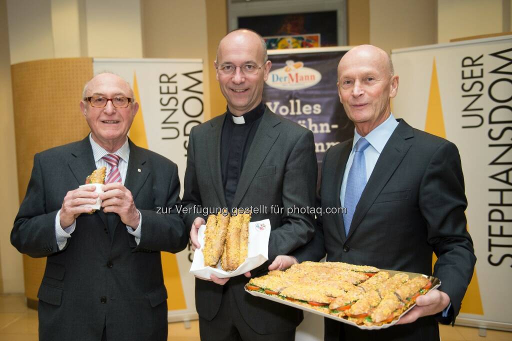 Obmann Günter Geyer, Dompfarrer Toni Faber und Bäckermeister Kurt Mann: Kurt Mann Bäckerei & Konditorei GmbH: Der Mann bäckt für den Stephansdom, © Aussender (10.02.2015) 