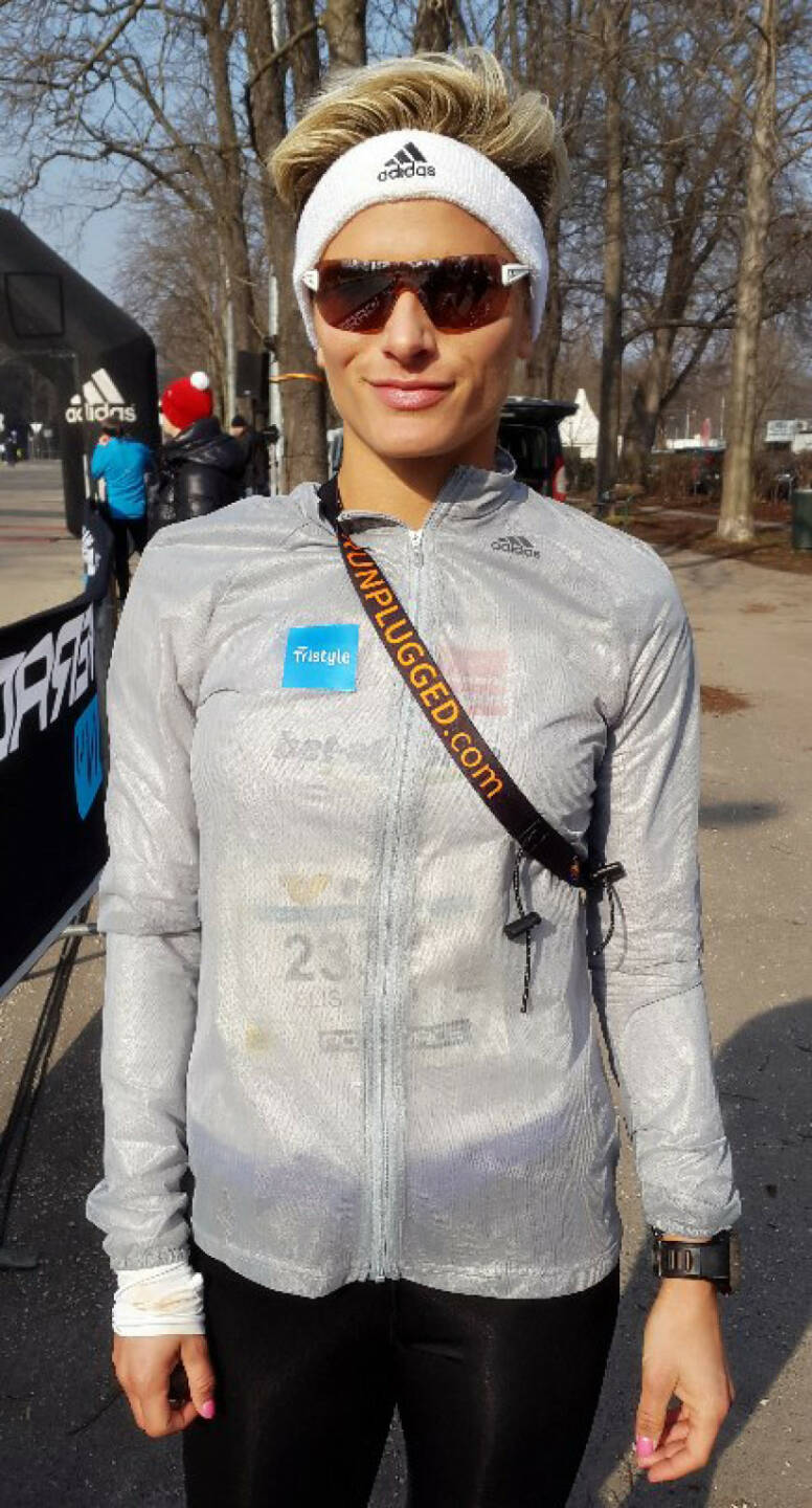 Elisabeth Niedereder: Toller Testlauf über 7km bei der VCM Winterlaufserie. Mit der Zeit von 25:16min (3:36min/km) bin ich nur eine Woche nach dem letzten Trainingscamp sehr zufrieden