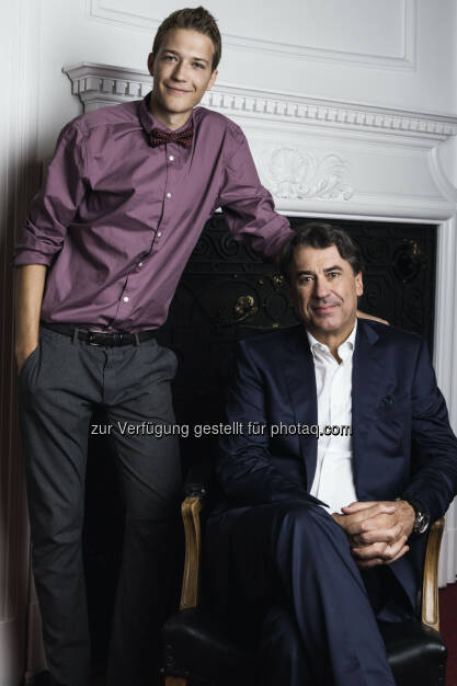 Stefan Pierer und Thomas Kozlowski (C) Manuel Tauber-Romieri, © Puls 4 (24.02.2015) 