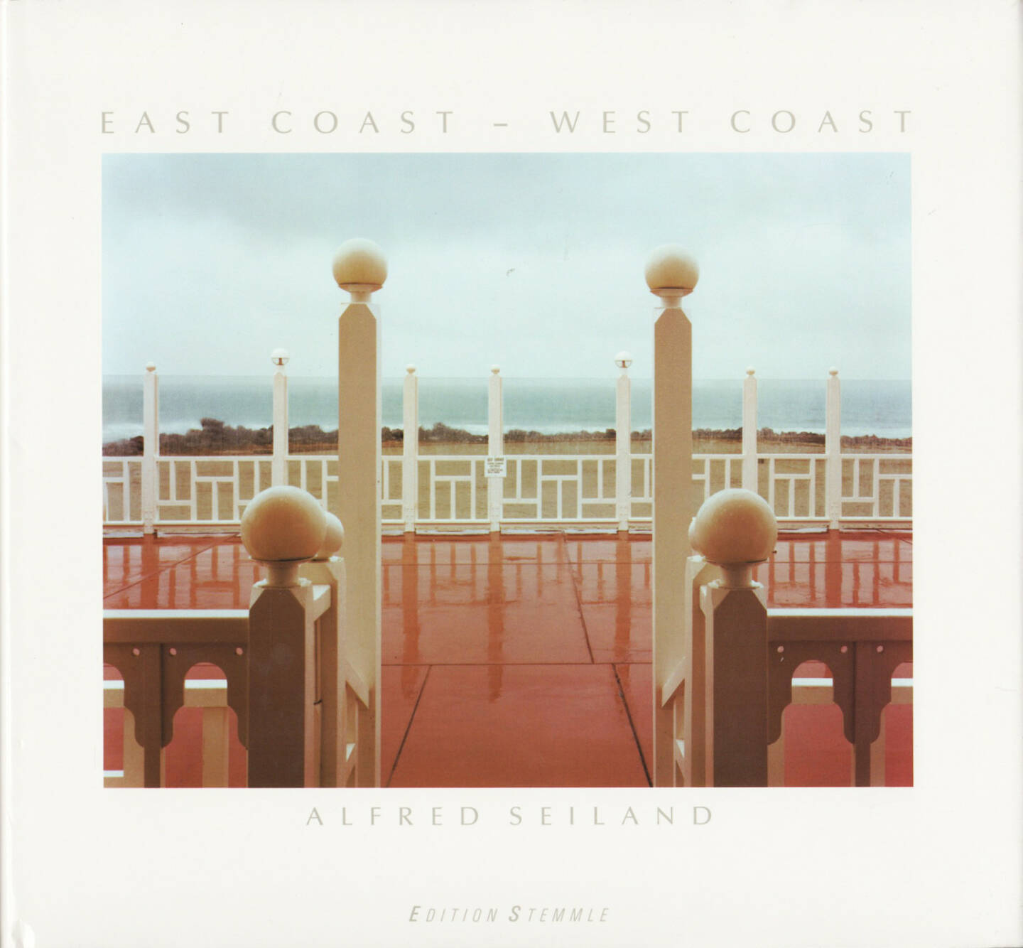 Alfred Seiland - East Coast – West Coast, Edition Stemmle 1986, Cover - http://josefchladek.com/book/alfred_seiland_-_east_coast_west_coast