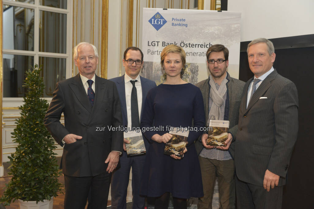 Prinz Philipp von und zu Liechtenstein, Nikolaus Jilch (Platz 3), Eva Steindorfer (Platz 1), Markus Schauta (in Vertretung v. Jakob Armin-Ellissen - Platz 2), Meinhard Platzer (CEO LGT Austria): Preisträger LGT Medienpreis, © Aussendung (25.02.2015) 