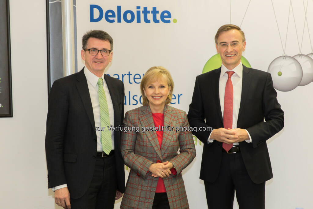 Berhard Gröhs, Managing Partner Deloitte Österreich; Gundi Wentner, Partnerin Deloitte Österreich; Josef Schuch, Partner Deloitte Österreich: Deloitte.Radar 2015: Globale Wirtschaftseliten trauen Österreich Trendwende nicht zu, © Aussender (04.03.2015) 