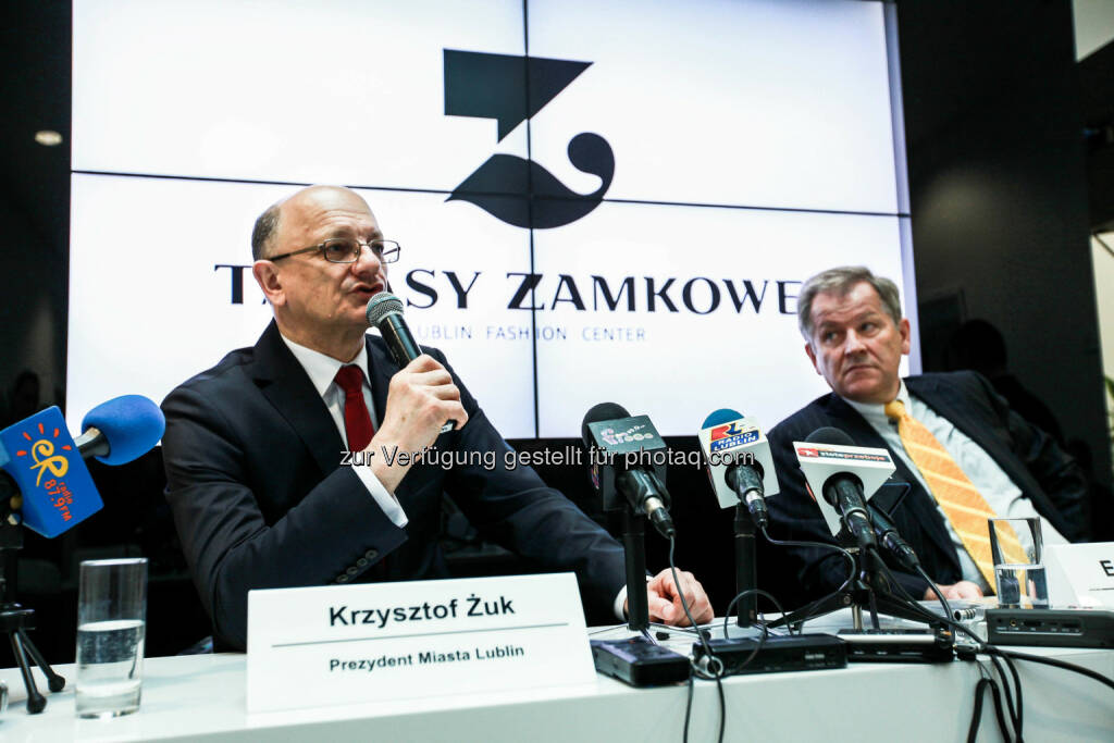 Krzysztof Żuk (Mayor of the City of Lublin), Eduard Zehetner (CEO Immofinanz Group): anlässlich der Eröffnung des Shopping Center Tarasy Zamkowe in Lublin, © Aussendung (04.03.2015) 