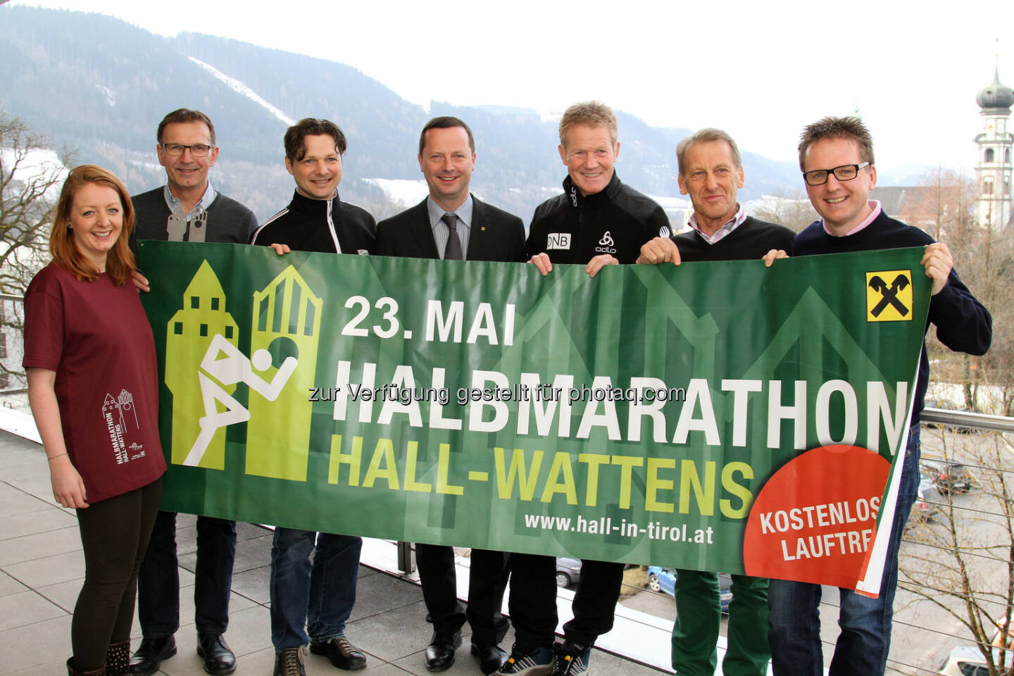 Caroline Schneider, Willi Greuter, Michael Gsaller, Erich Plank, Othmar Peer, Heinz Lutz, Martin Krämer: Stadtmarketing Hall in Tirol: Vorbereitungen für den 9. Raiffeisen Halbmarathon Hall-Wattens (23. 5. 2015) 