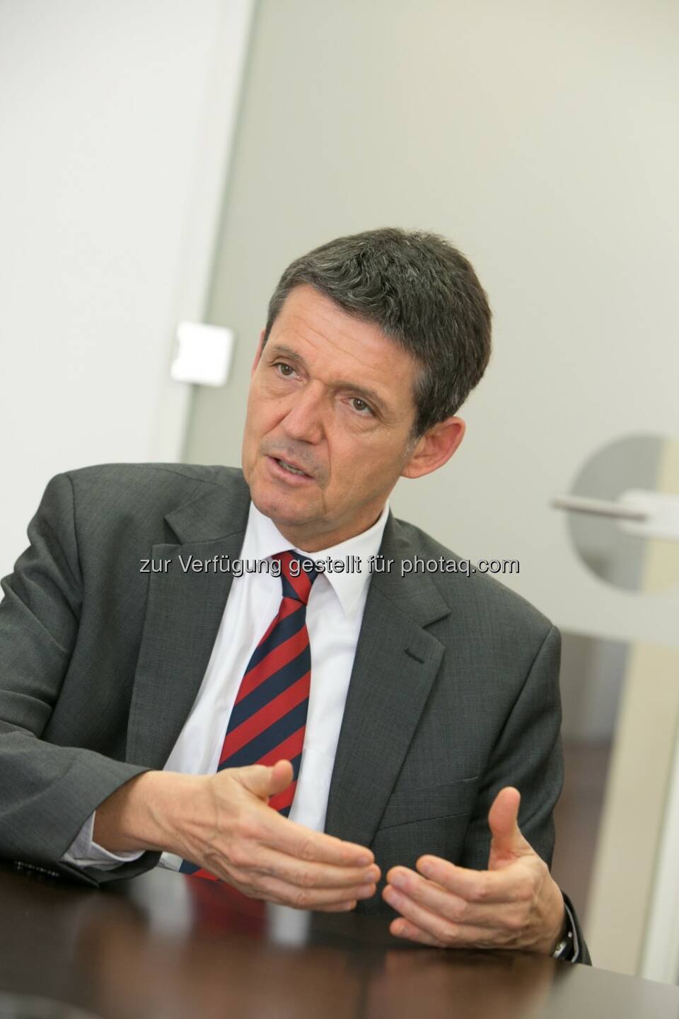 Acredia Vorstand Helmut Altenburger: Acredia Versicherung AG legt erste Bilanz nach Fusion