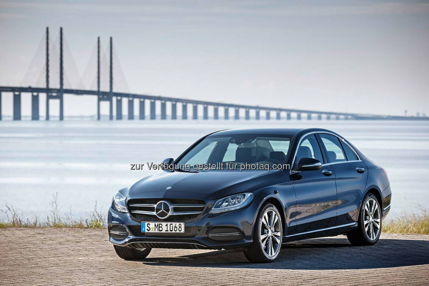 Umweltzertifikat für den Mercedes-Benz C 350 e vom TÜV Süd