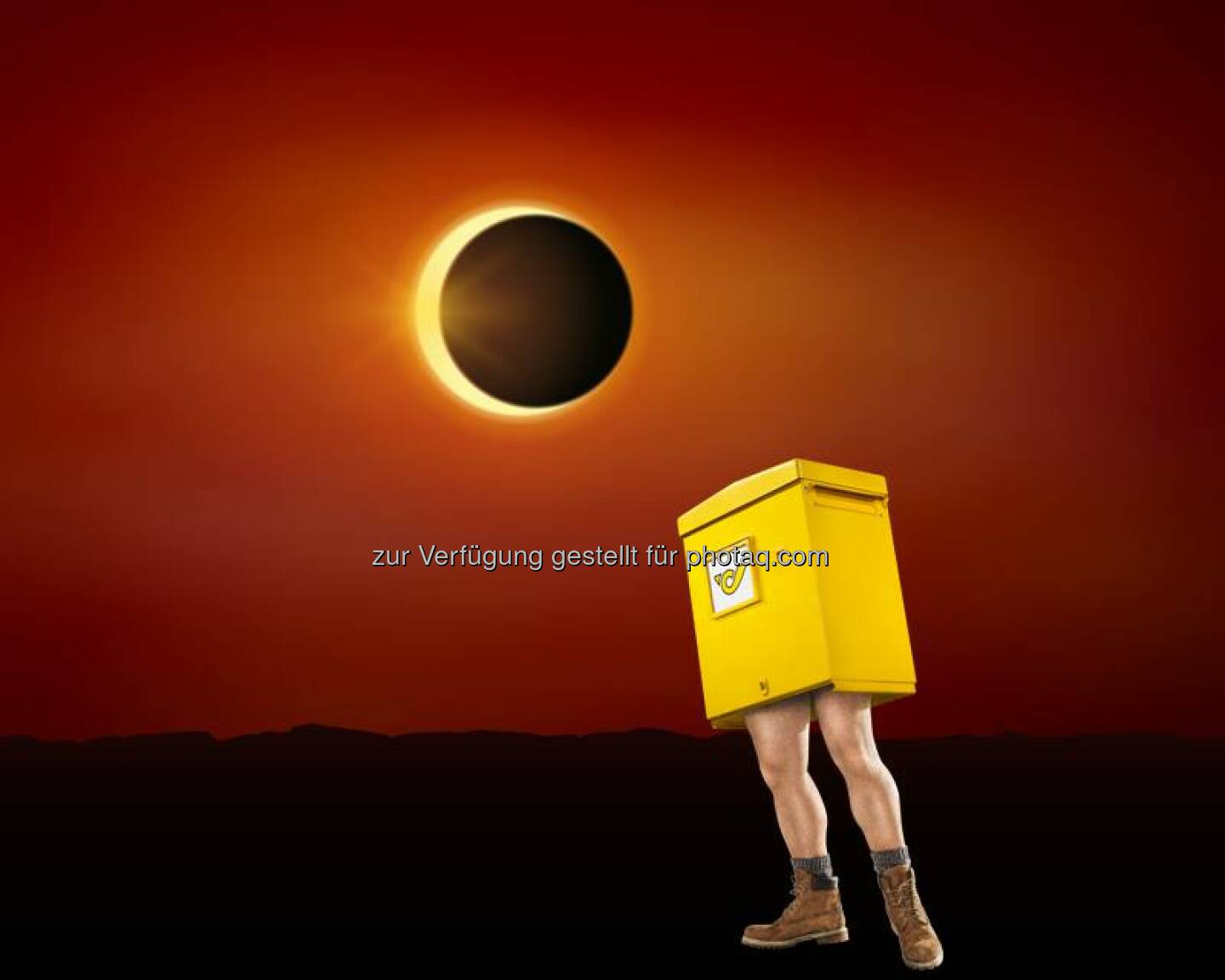 Wir POSTen auch wenn´s  finster ist...

#sonnenfinsternis  Source: http://facebook.com/unserepost