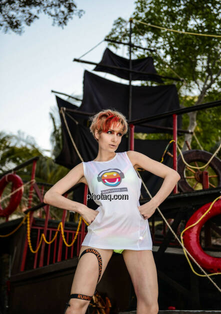 Julie Böhm: Music Punk Pirate für runplugged.com auf Kuba, © Bilder Dmitri Moissev, Makeup und Styling Julie Böhm (28.03.2015)