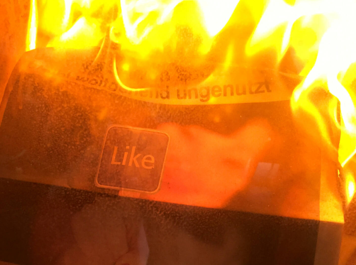 Like brennt Facebook