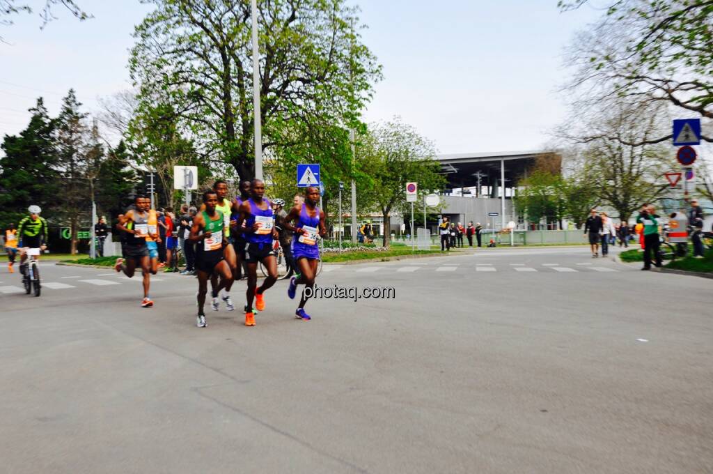 Spitzengruppe Getu Feleke, Sisay Lemma, VCM 2015 (12.04.2015)