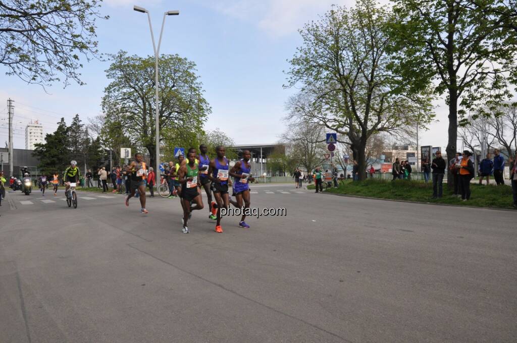 Spitzengruppe Getu Feleke, Sisay Lemma, VCM 2015 (12.04.2015)