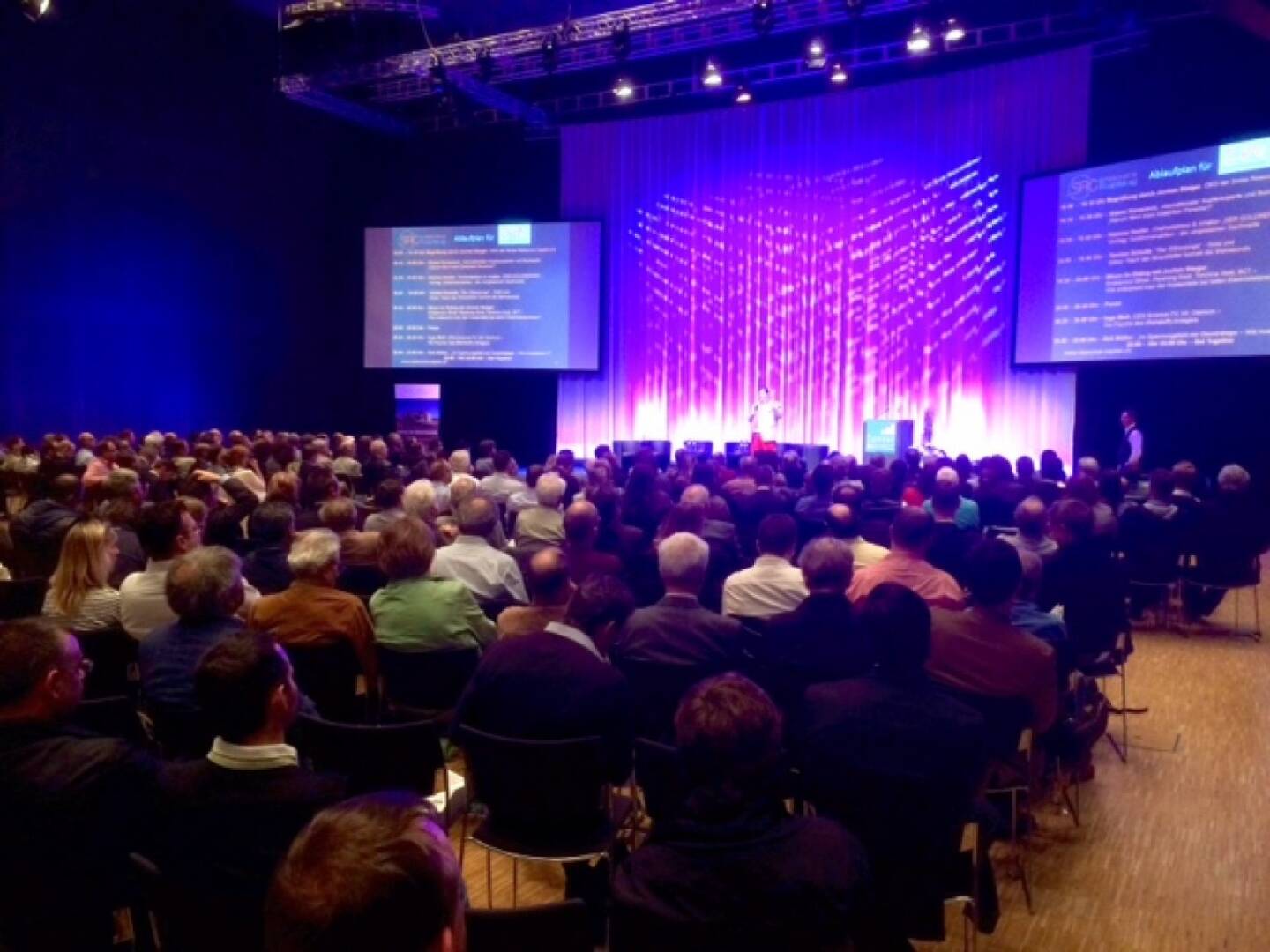 Invest 2015 in Stuttgart