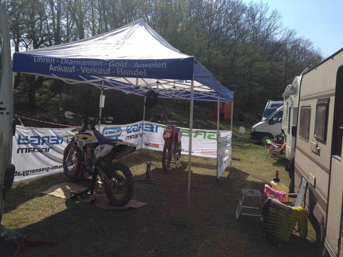 Zelt Zuschauer Moto-Cross Sittendorf