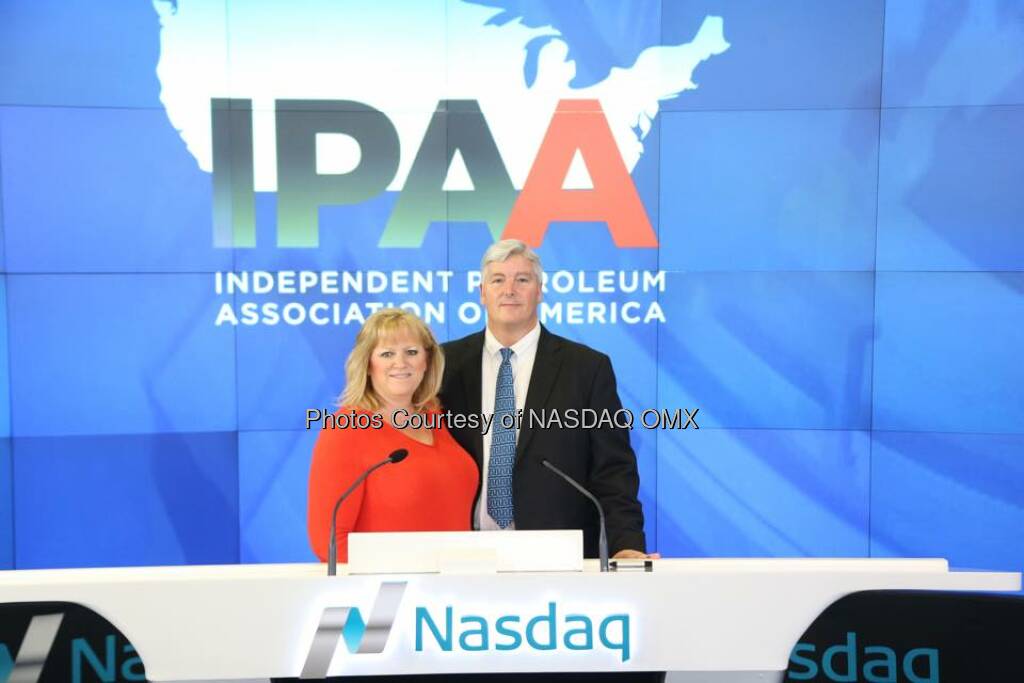Independent Petroleum Association of America rings the Nasdaq Closing Bell!  #OGISNY  Source: http://facebook.com/NASDAQ (22.04.2015) 
