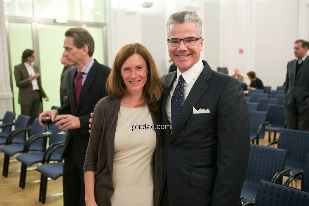 Martina Draper (Börse Social Network), Edward Karr (Strategic Asset), © photaq/Martina Draper (27.04.2015) 