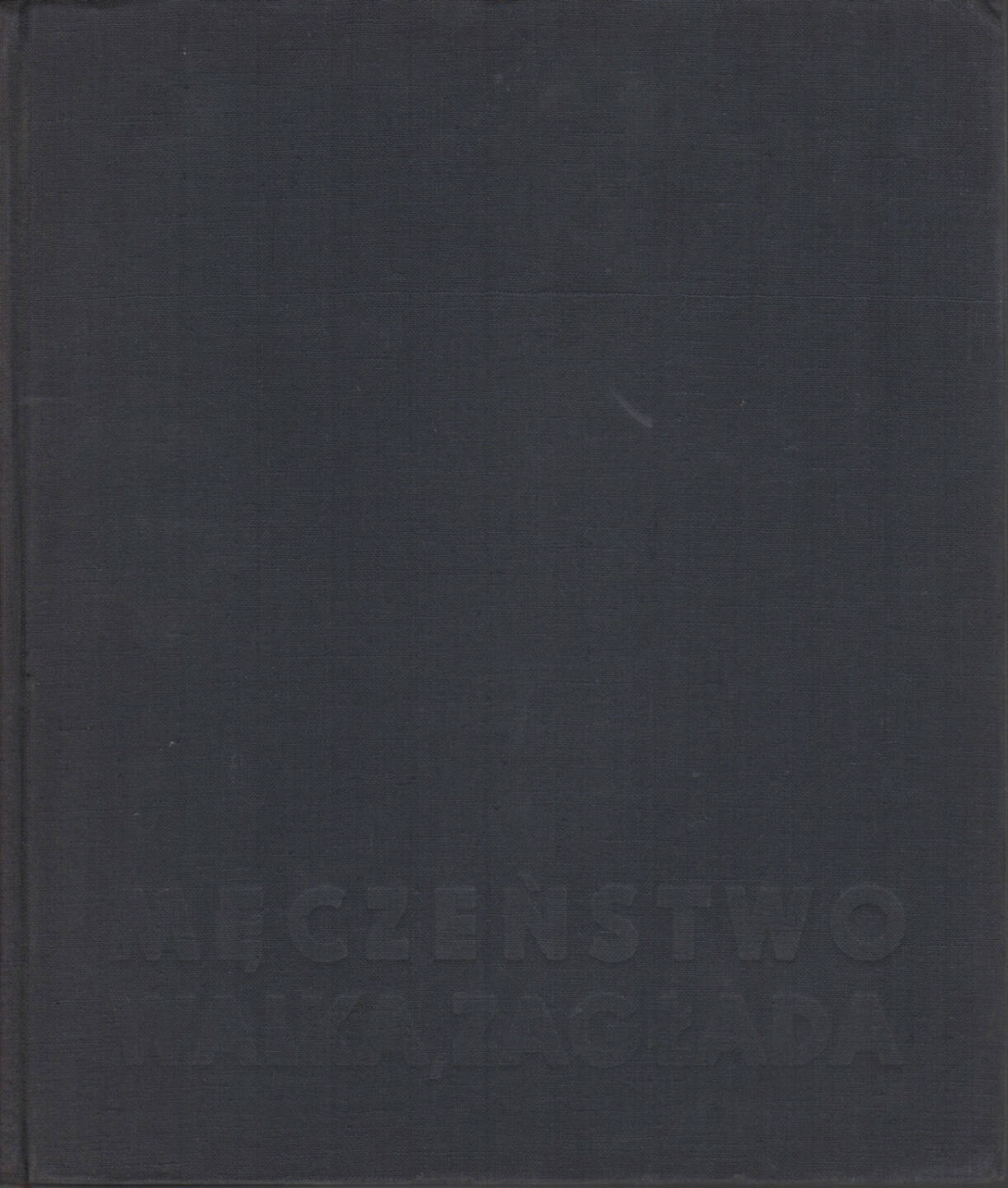 Adam Rutkowski - Meczenstwo Walka, Zaglada Zydow w Polsce 1939-1945, Wydawnictwo Ministerstwa Obrony Narodowej 1960, Cover - http://josefchladek.com/book/adam_rutkowski_-_meczenstwo_walka_zaglada_zydow_w_polsce_1939-1945