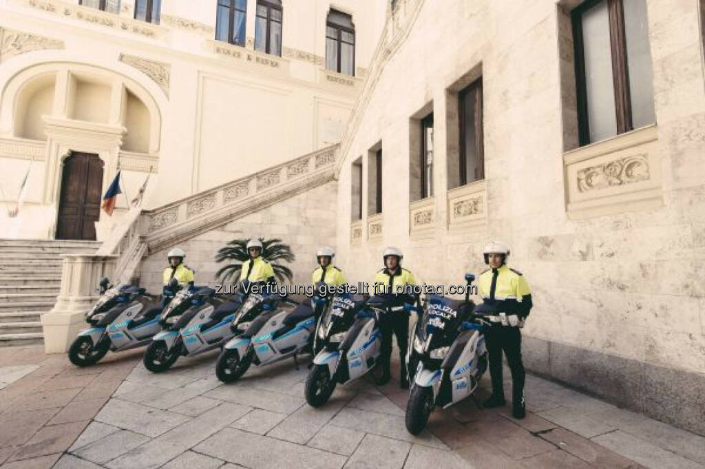 BMW Motorrad stattet Polizei in Sardiniens Hauptstadt mit 15 BMW C evolution aus. Emissionsfreie und effiziente Polizeieinsätze nach Barcelona nun auch in Cagliari., © Aussendung (29.04.2015) 