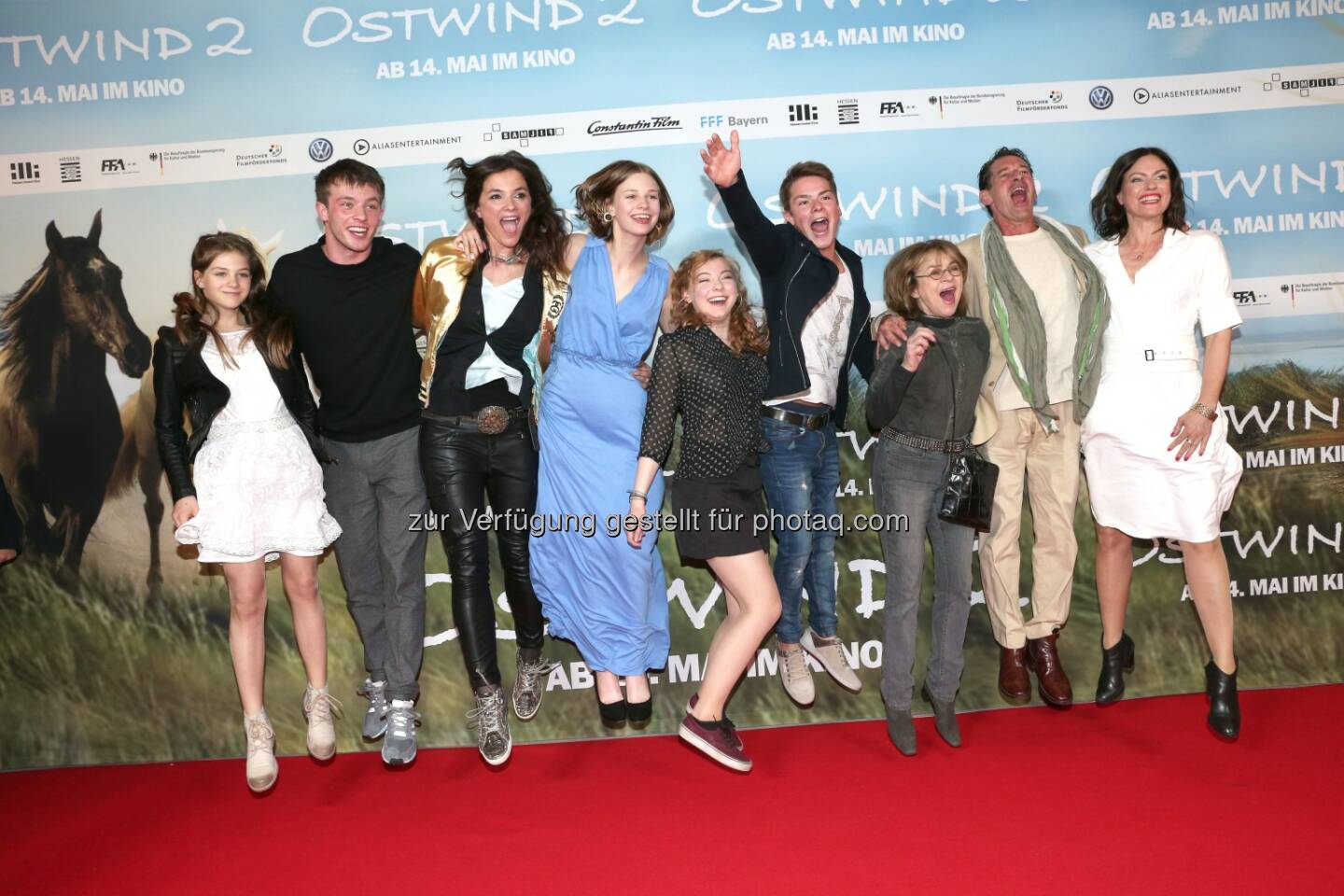 Henriette Morawe, Jannis Niewöhner, Katja von Garnier, Hanna Binke, Amber Bongard, Marvin Linke, Cornelia Froboess, Max Tidof, Nina Kronjäger auf der Deutschlandpremiere von Ostwind 2 am 3. Mai 2015 in München: Constantin Film: Ostwind 2 feiert viel umjubelte Premiere in München