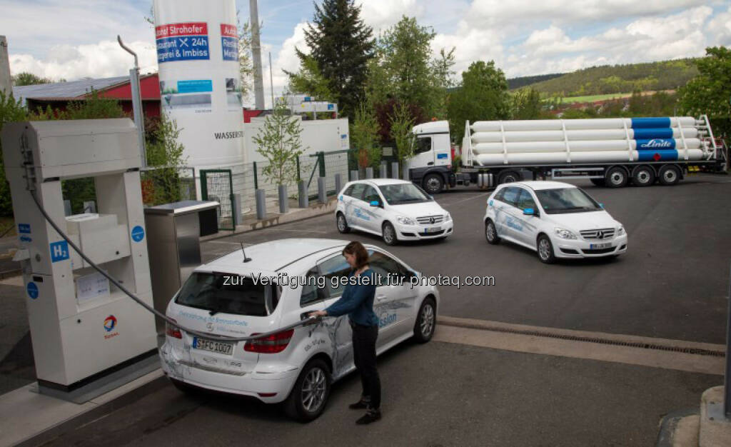 Daimler: Deutschlands erste Wasserstoff-Tankstelle an der Autobahn eröffnet, © Aussendung (04.05.2015) 