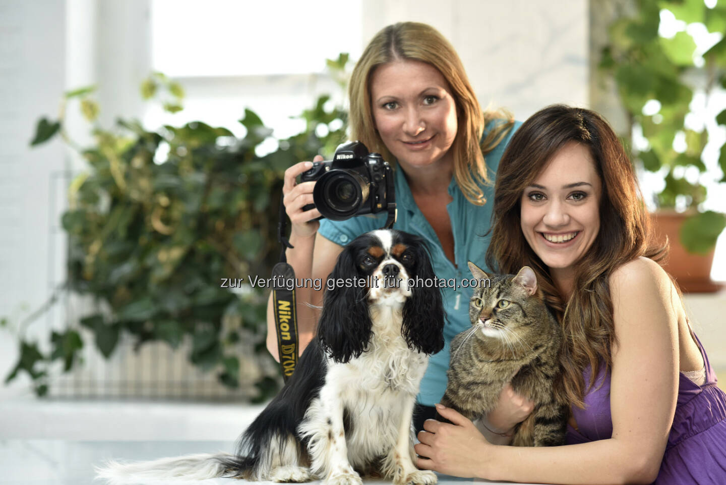 Sasa Schwarzjirg und Angelika Niedetzky : Purina PetCare Austria: Purina und Promis starten einen Walk of Fame für Tier und Mensch