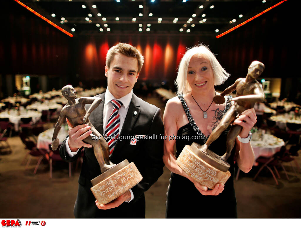 Sportsman of the year Vinzenz Hoeck (AUT) and Sportswoman of the year Daniela Iraschko-Stolz (AUT).
Photo: Gepa pictures/ Markus Oberlaender, © Gepa (08.05.2015) 