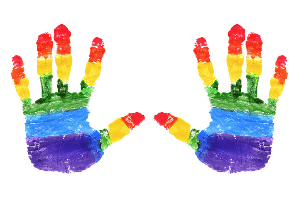 10, zehn, Hand, Hände, Handabdruck, Regenbogen, Love Parade, Toleranz, Diversität, Diversity, http://www.shutterstock.com/de/pic-200828669/stock-photo-handprints-with-the-colors-of-the-rainbow-flag-on-a-white-background.html, © www.shutterstock.com (17.05.2015) 