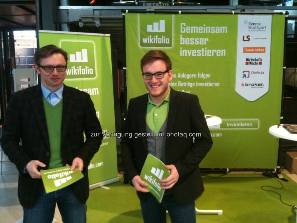 Andreas Kern, Gründer und Geschäftsführer sowie Florian Hiller waren für wikifolio.com vor Ort. Zusätzlich freuten wir uns auch über Besuch von Lang & Schwarz. Carsten Lütke-Bornefeld, Leiter TradeCenter stand insbesondere unseren aktiven Tradern für Fragen zur Verfügung
, © wikifolio (27.02.2013)