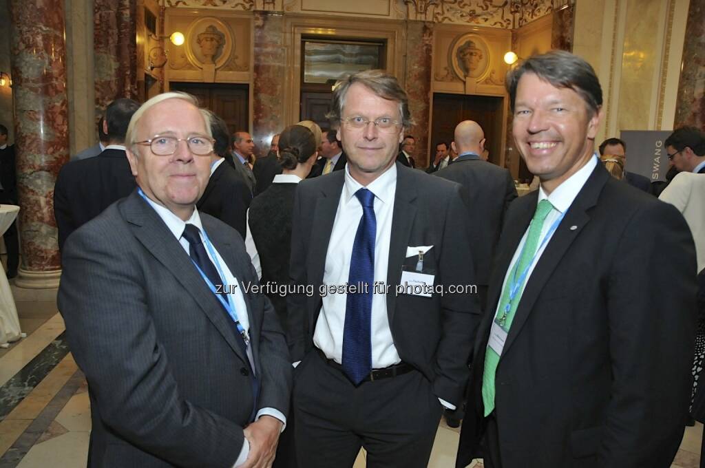  Hans Tschuden (Telekom Austria), Gerhard Marterbauer (Deloitte, rechts) (15.12.2012) 