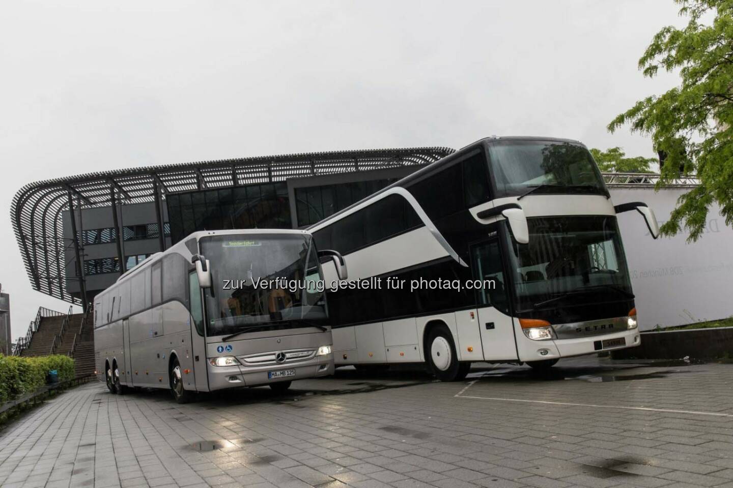 Daimler Buses profitiert vom Fernlinien-Boom - Jeder zweite Fernlinien-Bus ein Mercedes-Benz oder Setra