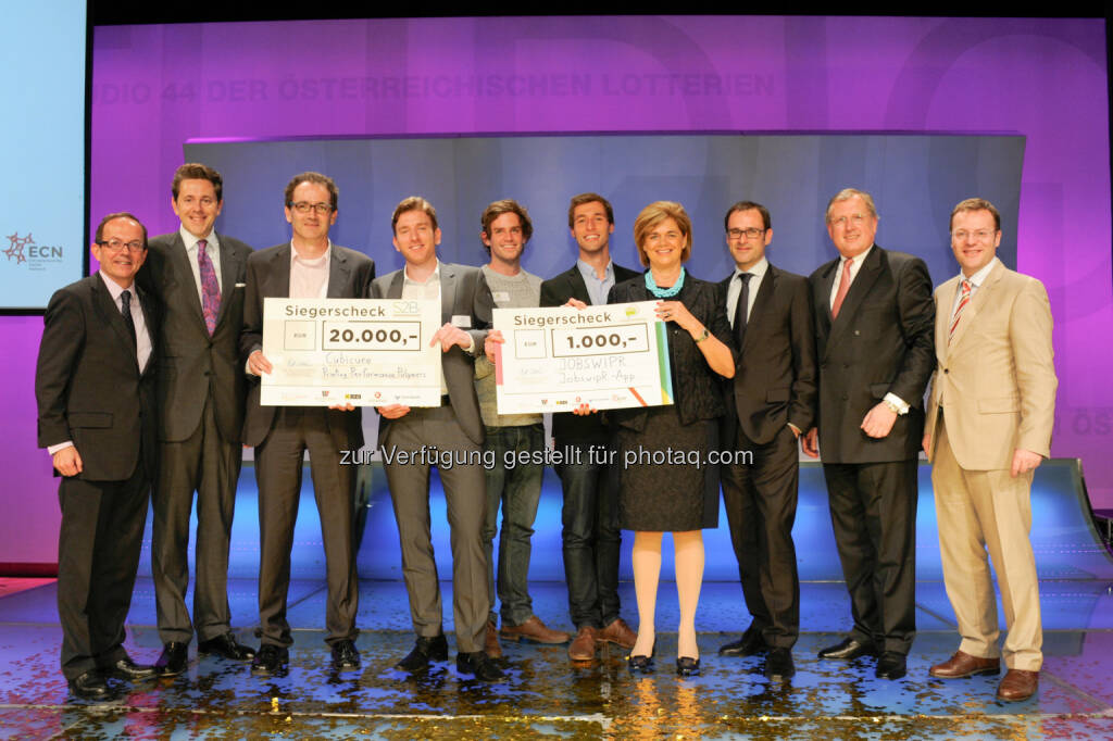 Peter Haubner, Harald Mahrer (BMWFW), Jürgen Stampfl (Cubicure / S2B Award Gewinner 2015), Robert Gmeiner (Cubicure / S2B Award Gewinner 2015), Daniel Laiminger (JobwipR; FFC Gewinner 2015), Karl Edlbauer (JobswipR; FFC Gewinner 2015), Bettina Glatz-Kremsner (Vorsitzende des Fondskuratoriums & Vorstandsdirektorin der Österreichischen Lotterien), Rudolf Dömötör (Vorsitzender der S2B Award Jury, Direktor des Entrepreneurship Center Networks der WU Wien), Ernst Rosi (Mitglied des Fondskuratoriums / Raiffeisen Zentralbank Österreich AG), Walter Gröblinger (Jurymitglied der FFC /Österreichische Volksbanken AG): Österreichischer Wirtschaftsbund: Rudolf Sallinger Fonds: Das sind die Gewinner des S2B-Awards und der Future Founders Challenge 2015, © Aussendung (27.05.2015)