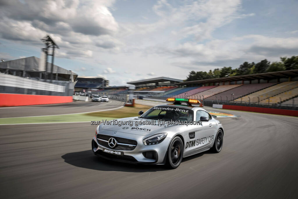 Mercedes-AMG GT S als offizielles Saftey Car der DTM 2015: DTM-Premiere für ein neues Safety Car: Beim zweiten DTM-Lauf am Lausitzring (29. bis 31. Mai 2015) wird erstmals der Mercedes-AMG GT S zum Einsatz kommen.

, © Aussendung (28.05.2015) 