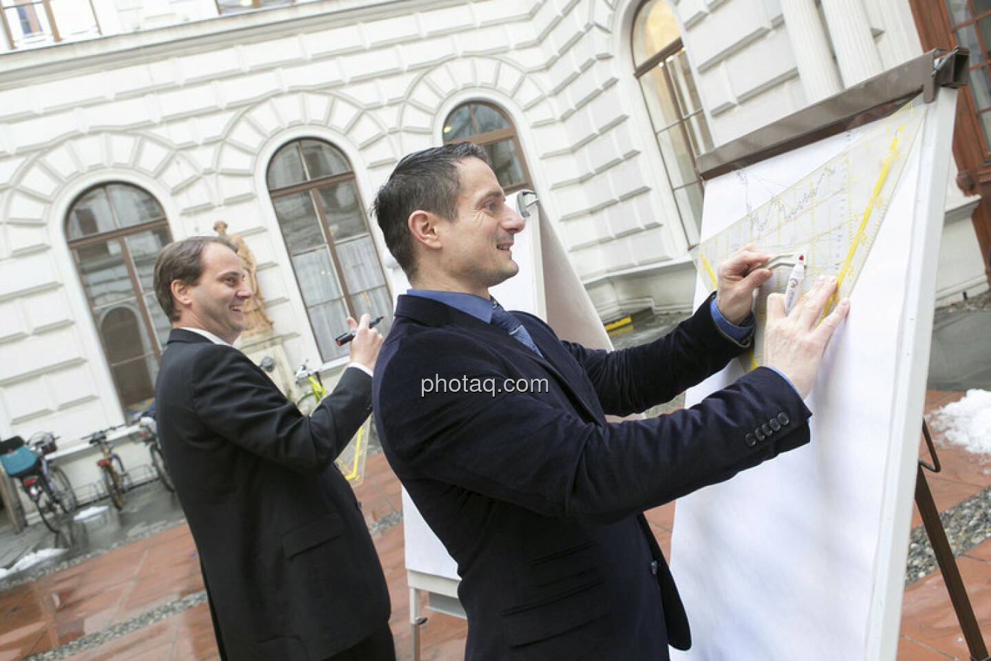 Christoph Schultes (Erste Group) und Robert Schittler (Raiffeisen) - Chartechnik / Research für das Fachheft (c) Martina Draper