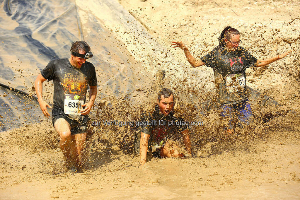 x cross run seestadt aspern, crash, Sturz, Sprung, © www.sportograf.com (30.05.2015) 