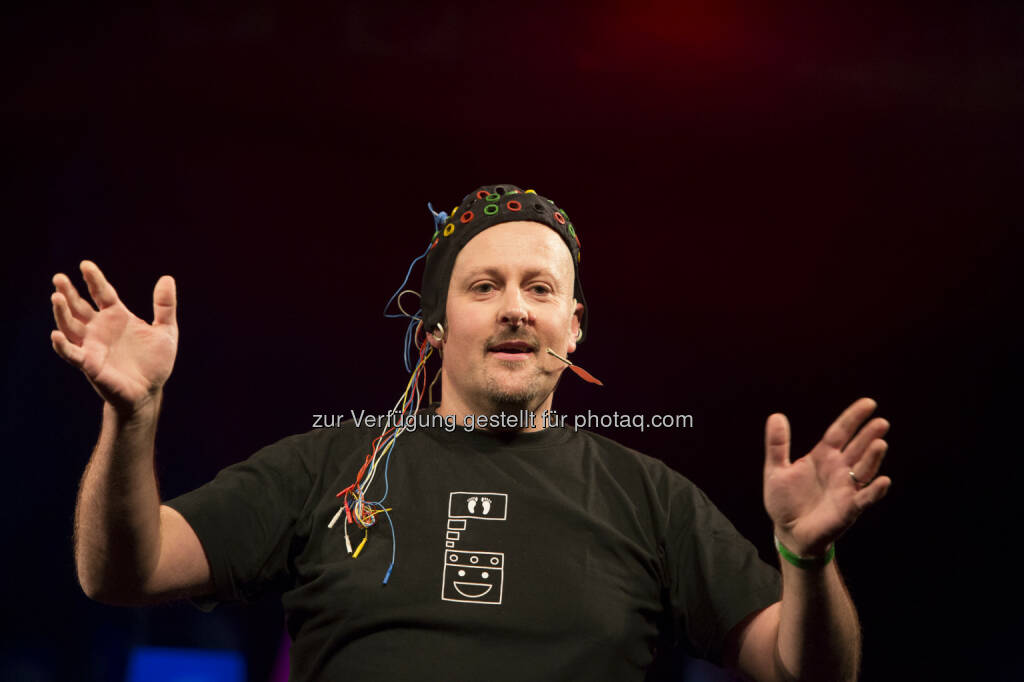 Neurotechniker Reinhold Scherer: Arge Wissenschaftskommunikation: Reinhold Scherer (TU Graz) gewinnt das Science Slam Österreich-Finale, Credit: Arge Wissenschaftskomunikation, © Aussender (01.06.2015) 