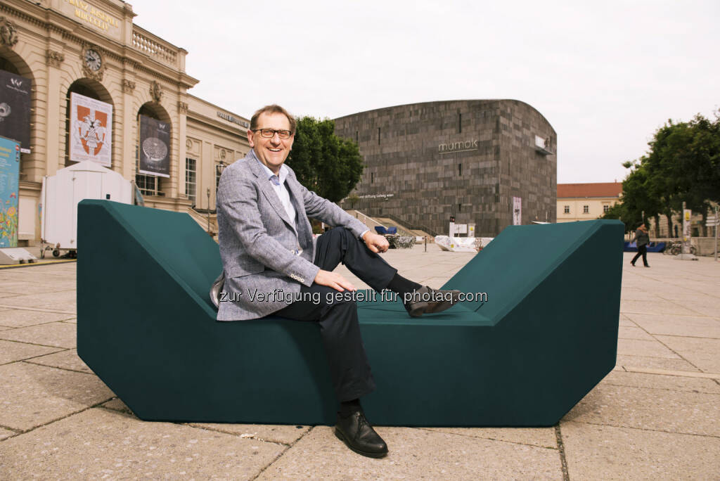 Christian Strasser (Direktor MuseumsQuartier Wien): MuseumsQuartier Wien: MQ: Wasserkunst, neue Möbel, Pop-Up Konzert (C) MusemsQuartier, © Aussendung (01.06.2015) 