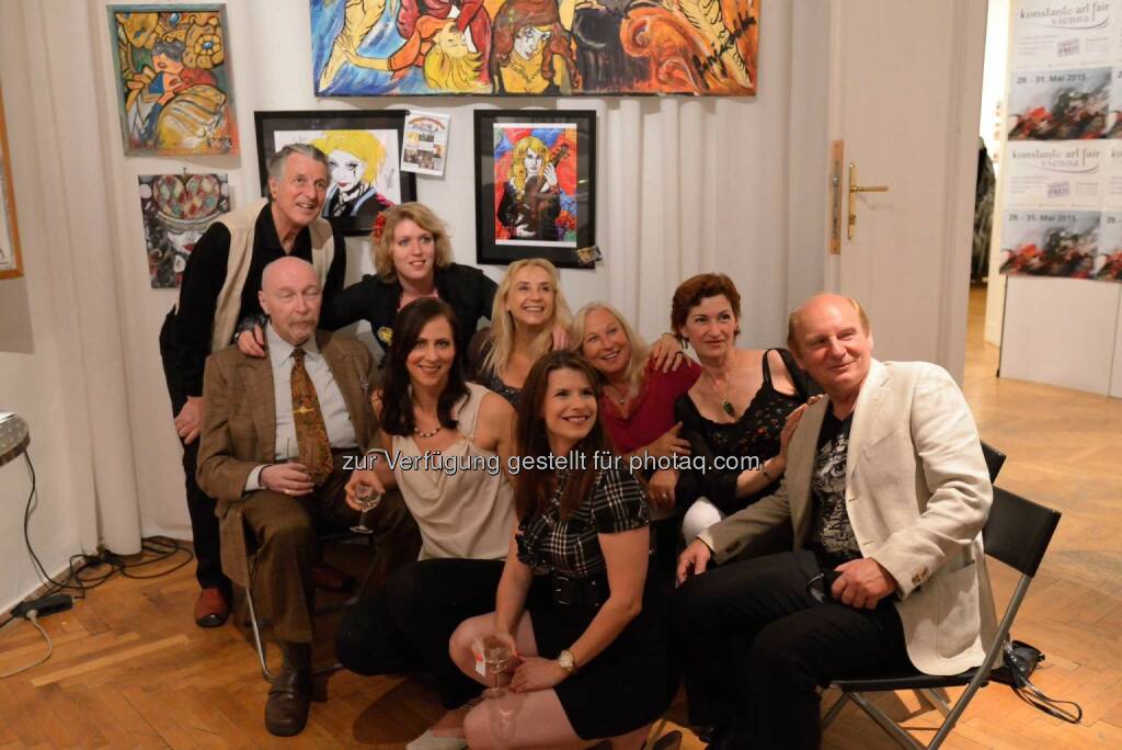 Kunstfans mit Künstlerinnen Sonjuschka Golovanov und Lisa Grüner (C) Johannes Asenbaum, © Robert Rieger, Manfred Schmid, Johannes Asenbaum, Peter F. Hickersberger (02.06.2015) 
