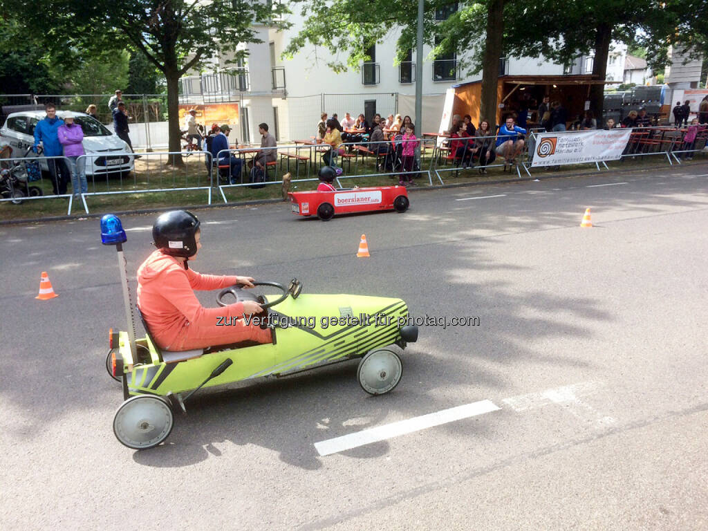 Hanauer Seifenkisten-Rennen, boersianer.info, © Uli Hanke (02.06.2015) 