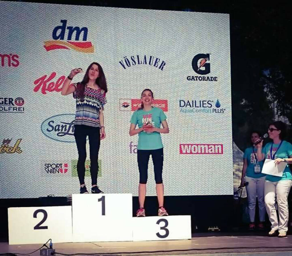Melanie Raidl gewinnt beim Frauenlauf mit 41:38min über 10k die Wertung in ihrer Altersklasse., © Melanie Raidl (03.06.2015) 