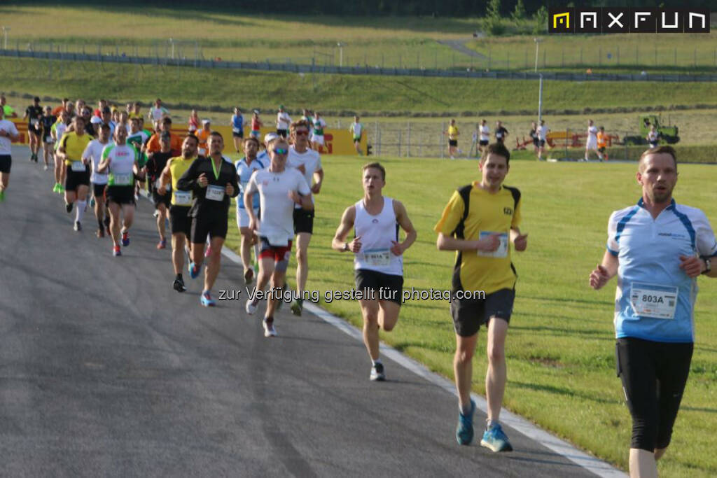 Sparkasse Businesslauf Spielberg, © MaxFun Sports (04.06.2015) 