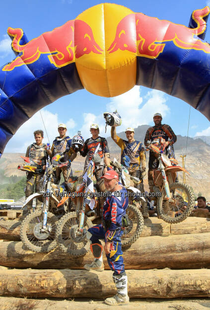 Karl Katoch (Erzbergrodeo), Mario Roman Serrano (ESP), Alfredo Gomez (ESP), Jonny Walker (GBR, Graham Jarvis (GBR) and Andreas Lettenbichler (GER).: Erzbergrodeo GmbH: Erzbergrodeo XXI: das härteste Red Bull Hare Scramble aller Zeiten wird zum unvergleichlichen Ereignis mit vier Siegern! (C) Gepa Pictures, © Aussendung (08.06.2015) 