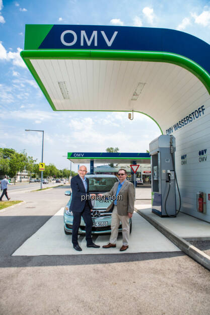 Walter Böhme (Leiter Innovationsmanagement OMV), Gregor Rosinger (Rosinger Group), © photaq/Martina Draper (10.06.2015) 