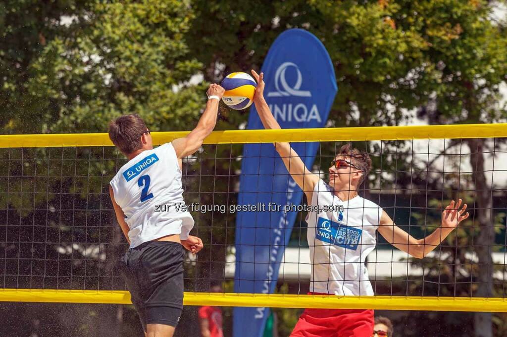 Uniqa - Bis Freitag wird in Wien ordentlich gebaggert und gepritscht, denn der UNIQA Schulbeach Cup gipfelt beim Bundesfinale in der sportlichsten Beachparty, die sich die Schüler nur wünschen können. Alles Gute und viel Spaß!  Source: http://facebook.com/uniqa.at, © Aussendung (24.06.2015) 