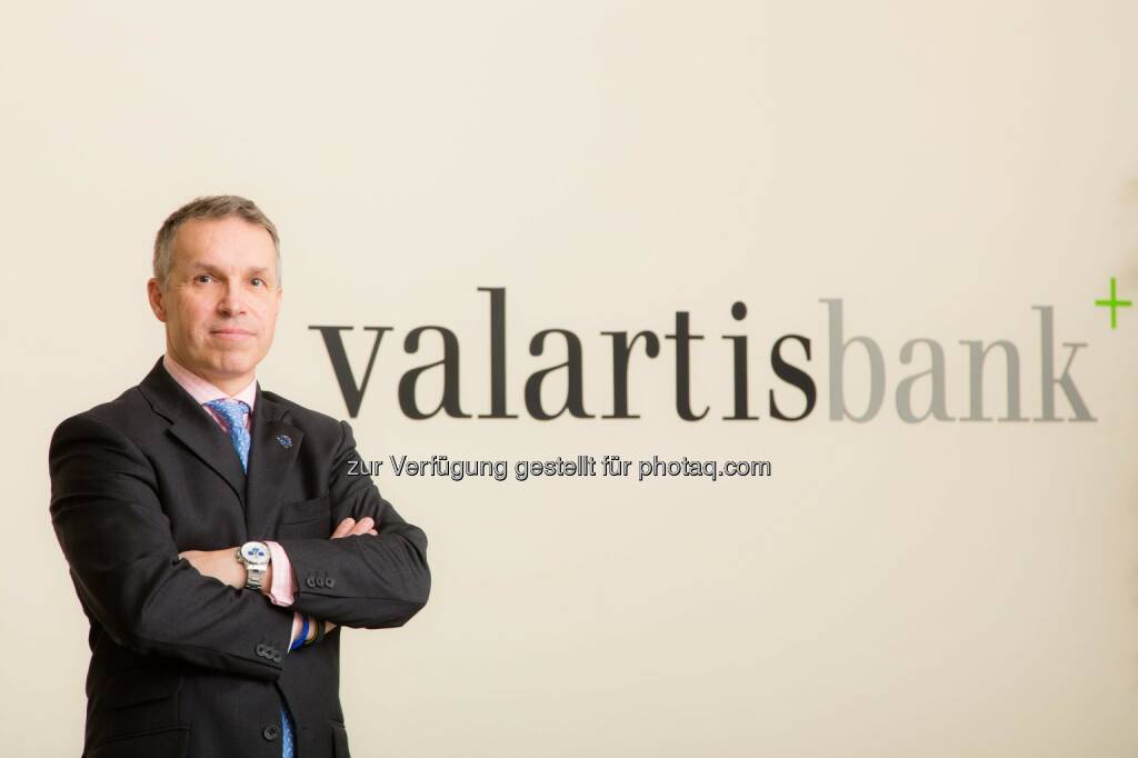 Alfred Reisenberger, Investmentstratege der Valartis Bank (Austria) AG:  „Nach drei Monaten Hausse und drei Monaten Baisse steht die Ampel bei den Aktien jetzt wieder auf Grün. Denn die letzten drei Monate waren stark von nicht realistischen Untergangsszenarien dominiert und standen leider nicht im Blickfeld einer sich verfestigenden Konjunktur“,  ist Alfred Reisenberger überzeugt. Bester Beweis dafür ist die Konjunktur in der Eurozone, die sich weiterhin positiv entwickelt. Vor allem Länder der Peripherie, wie Spanien, Portugal und Italien haben ein starkes BIP-Wachstum im ersten Quartal 2015 gezeigt. Credit: Richard Tanzer (25.06.2015)