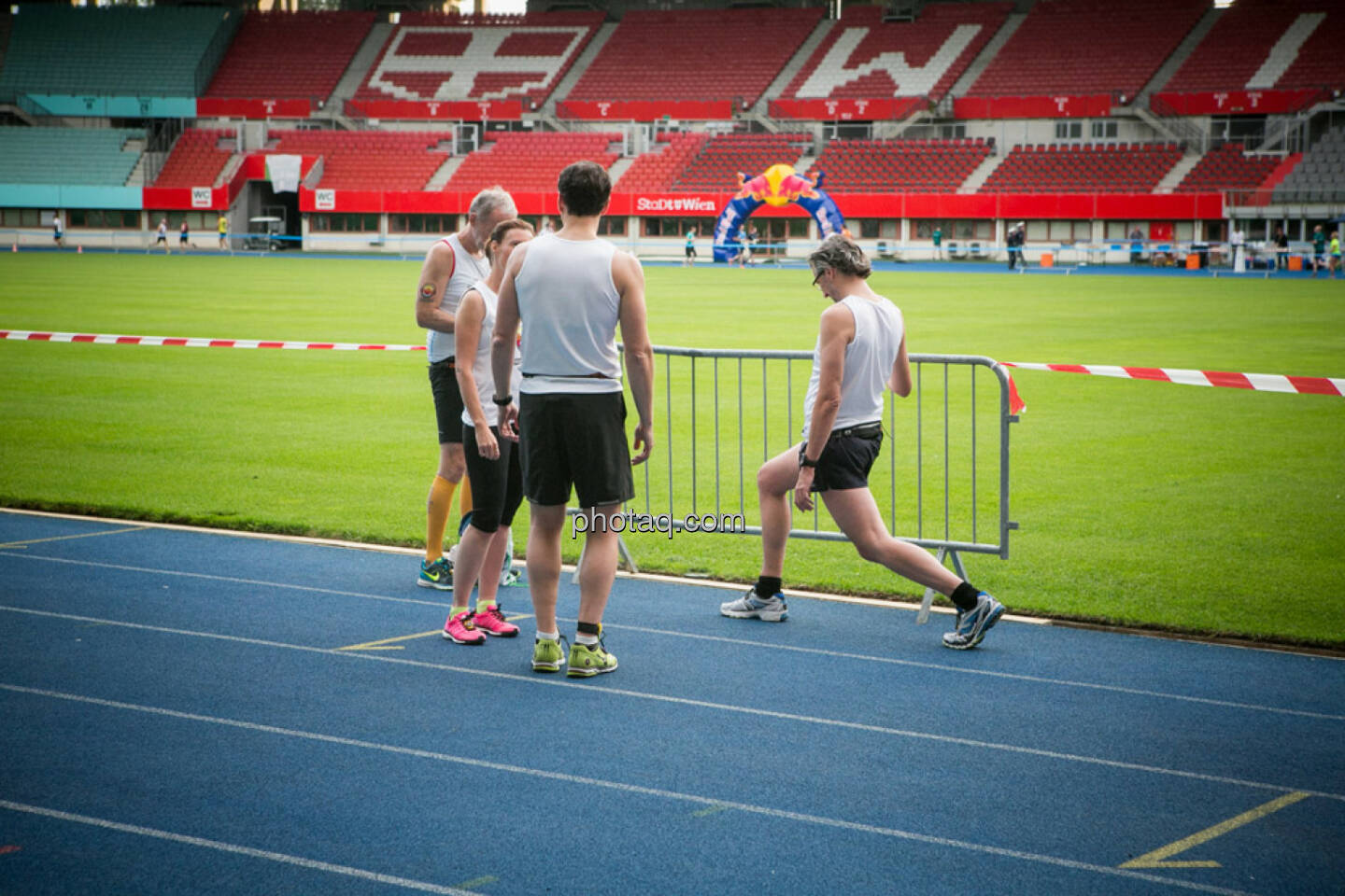 LCC Team- und Firmenlauf, aufwärmen, dehnen, stretching