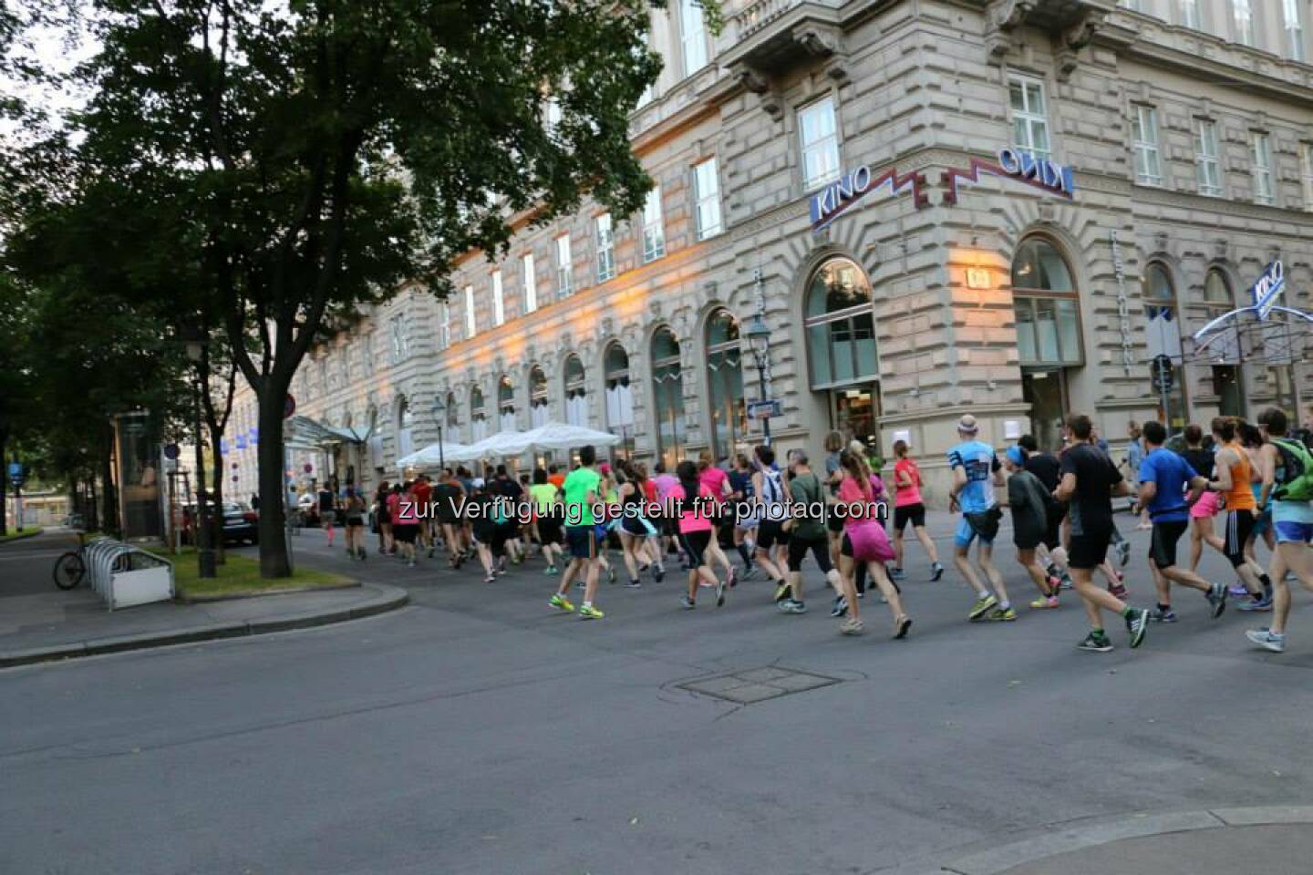 Brooks Run Happy Tour Wien