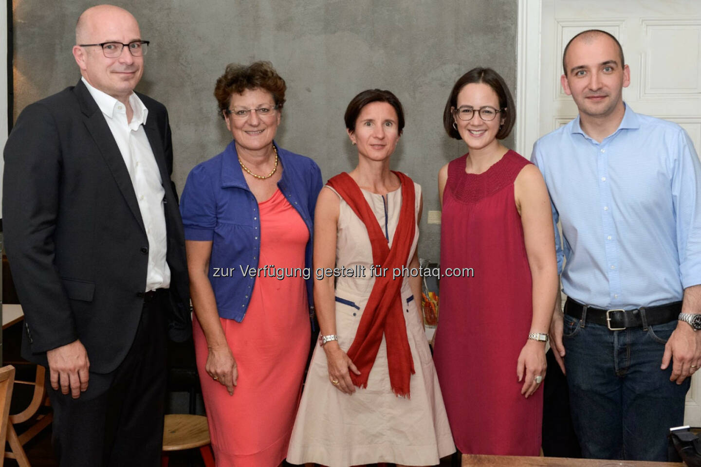 Peter Pirkner (Leiter Strategisches Konzernpersonalmanagement ÖBB-Holding AG), Daniela Colleoni (Head of Group HR, Uniqa) sowie Investorin Regina Prehofer (Vizerektorin für Finanzen und Infrastruktur, WU Wien) mit den Gründern Tina Deutsch & Nikolaus Schmidt: Mit einem neuen Geschäftsmodell geht das junge Unternehmen Klaiton im Juli am österreichischen Beratermarkt neue Wege. Die Online-Plattform, die von Tina Deutsch und Nikolaus Schmidt gegründet wurde, dient als Marktplatz für Organisationen und Unternehmensberater und stellt laut den beiden Geschäftsführern die Antwort auf die Bedürfnisse des Marktes dar. Aufwww.klaiton.com können Unternehmen ihre Projekte unkompliziert ausschreiben und die Angebote der Klaiton-geprüften Berater sichten. (c) Matthias Hombauer