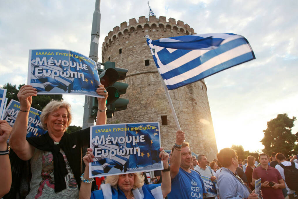 ja, Griechenland, Wir bleiben in Europa, Referendum, <a href=http://www.shutterstock.com/gallery-901930p1.html?cr=00&pl=edit-00>Yiorgos GR</a> / <a href=http://www.shutterstock.com/editorial?cr=00&pl=edit-00>Shutterstock.com</a>, Yiorgos GR / Shutterstock.com, © shutterstock.com/eigene Bilder (06.07.2015) 