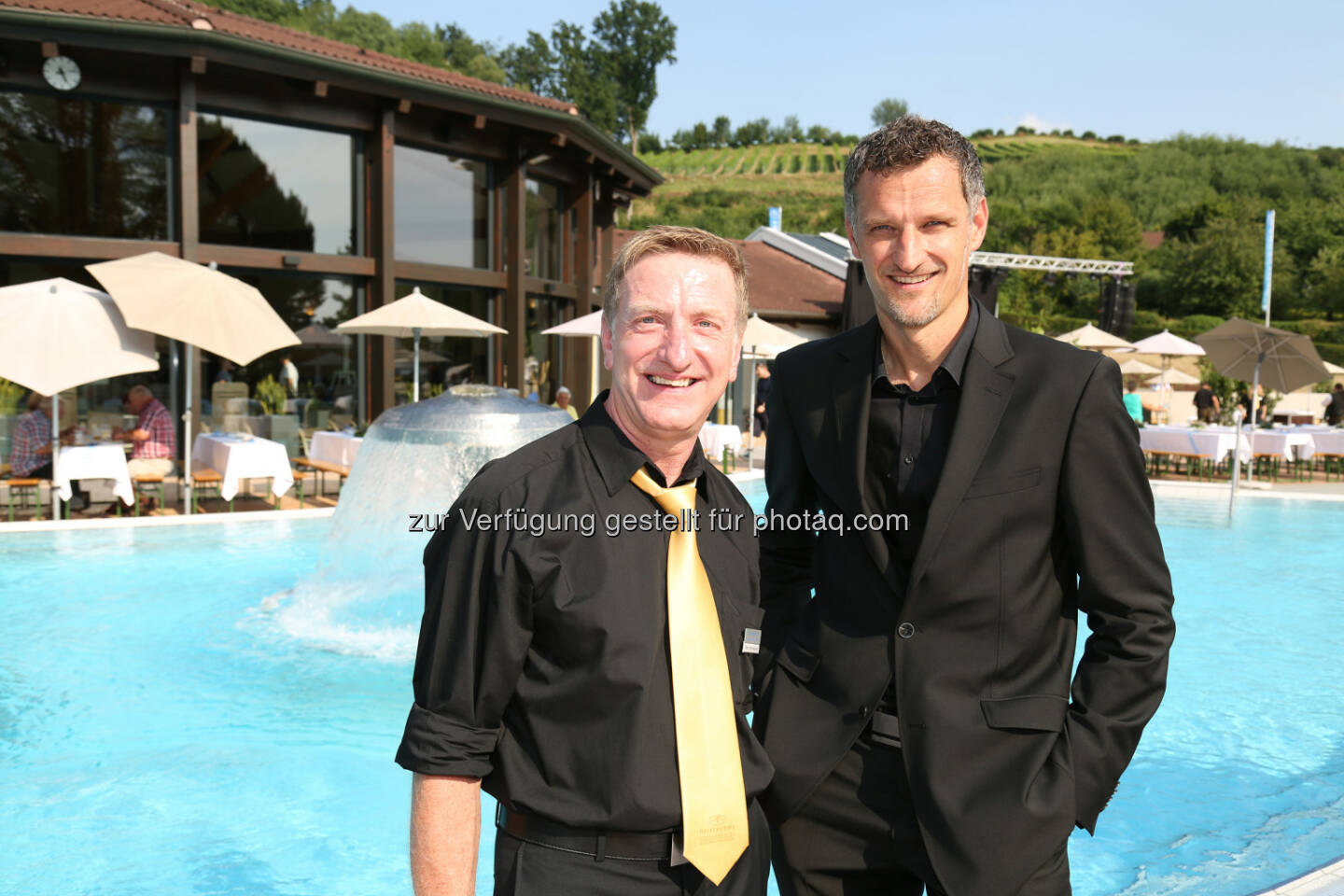 Gerhard Kreiner (Architekt), Erich Weinzettl (Prok. Heiltherme, Bauverantwortlicher) : Eröffnungsfest der neuen Heiltherme Bad Waltersdorf : © Michael Fischer/Fotocredit: Heiltherme Bad Waltersdorf