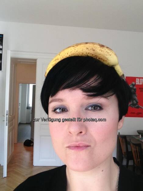 Eva Brunner, fm4, für Frisurentrend Business Typ - Bananing (13.03.2013) 